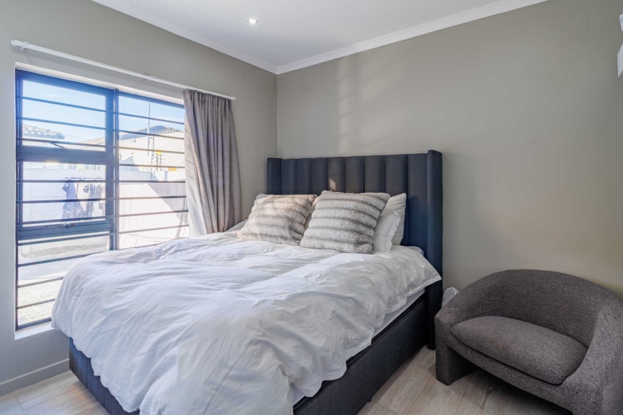 3 Bedroom Property for Sale in Parklands Western Cape